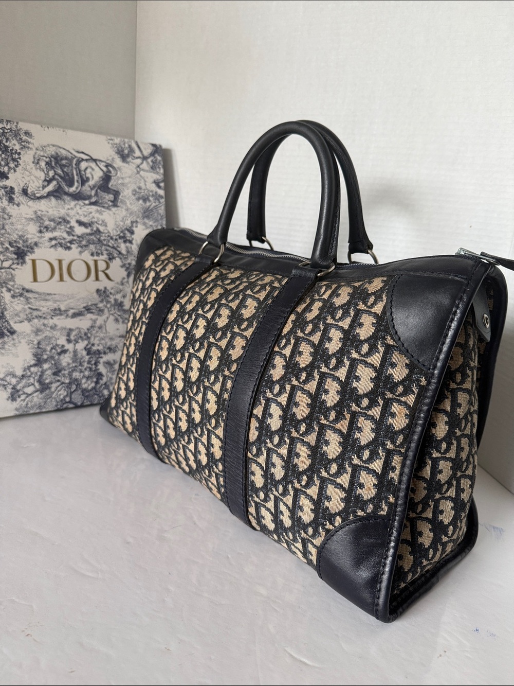Authentic Dior Black and Beige Large Boston Handbag. - Picture 16 of 17